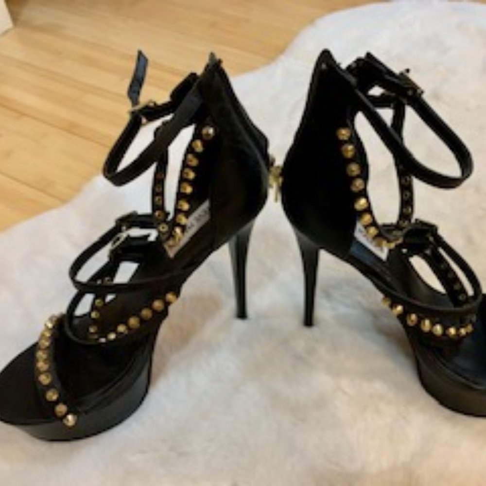 Steve Madden Black Heels with Gold Studs 8.5